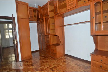 Quarto 1 de apartamento à venda com 3 quartos, 140m² em Copacabana, Rio de Janeiro