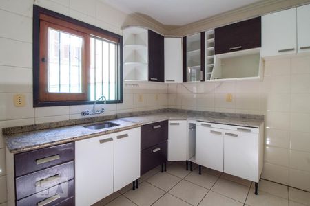 Cozinha de casa à venda com 2 quartos, 77m² em Protásio Alves, Porto Alegre