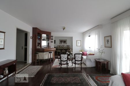 Sala de Estar de apartamento à venda com 4 quartos, 270m² em Jardim Anália Franco, São Paulo