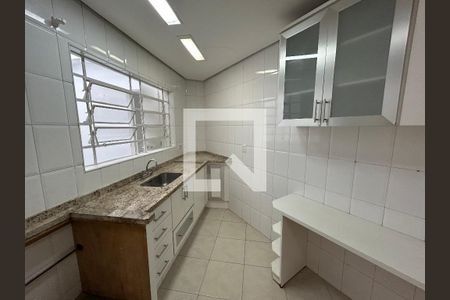 Cozinha de casa à venda com 3 quartos, 150m² em Água Branca, São Paulo