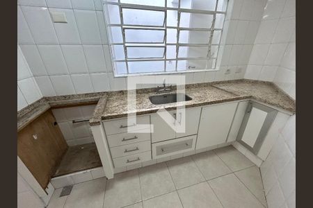 Cozinha de casa à venda com 3 quartos, 150m² em Água Branca, São Paulo