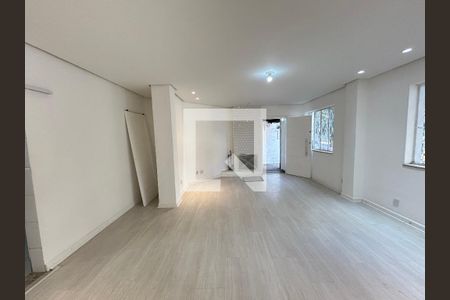 Casa à venda com 150m², 3 quartos e 3 vagasSala