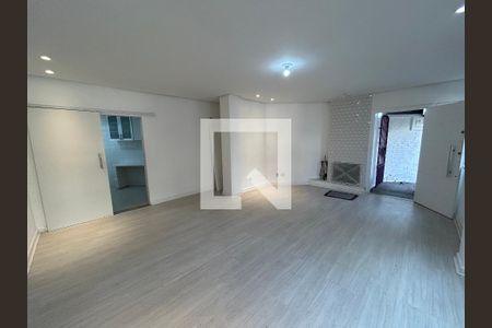 Casa à venda com 150m², 3 quartos e 3 vagasSala