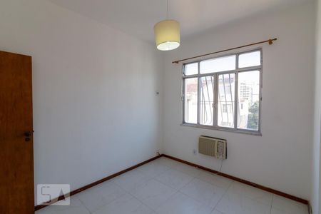 Quarto de apartamento para alugar com 2 quartos, 72m² em Tijuca, Rio de Janeiro