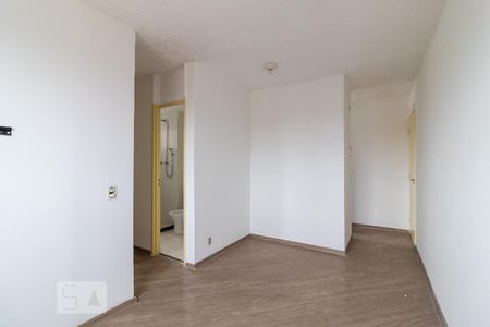 Sala de apartamento para alugar com 2 quartos, 65m² em Jardim Guairaca, São Paulo