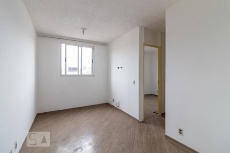 Sala de apartamento para alugar com 2 quartos, 65m² em Jardim Guairaca, São Paulo