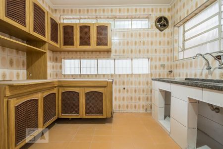 Cozinha de casa à venda com 3 quartos, 148m² em Jardim Monte Azul, São Paulo