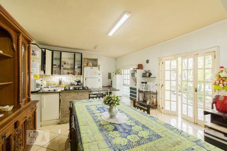 Cozinha de casa à venda com 2 quartos, 250m² em Scharlau, São Leopoldo