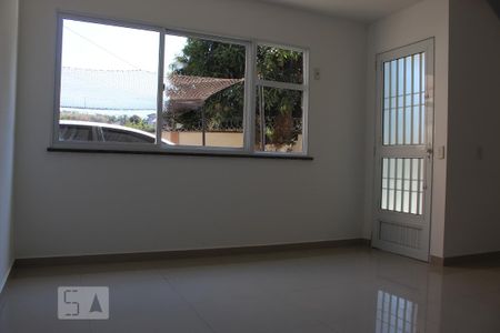 Sala de casa de condomínio à venda com 3 quartos, 120m² em Tanque, Rio de Janeiro