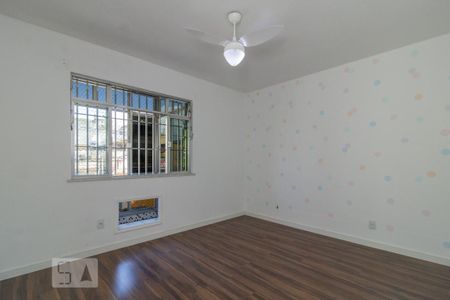 Quarto 1 de apartamento para alugar com 2 quartos, 109m² em Ramos, Rio de Janeiro