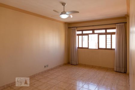 Sala de apartamento para alugar com 3 quartos, 109m² em Centro, Ribeirão Preto