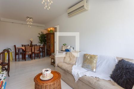 Sala de apartamento à venda com 3 quartos, 95m² em Jardim Carvalho, Porto Alegre