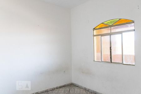 Quarto de casa de condomínio para alugar com 2 quartos, 90m² em Leblon (venda Nova), Belo Horizonte