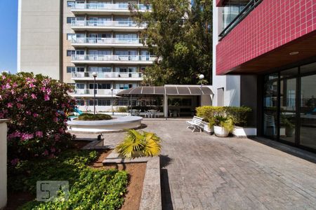 Apartamento para alugar com 240m², 4 quartos e 4 vagas Apartamento para alugar com 240m², 4 quartos e 4 vagasÁrea comum