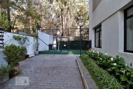 Apartamento para alugar com 240m², 4 quartos e 4 vagas Apartamento para alugar com 240m², 4 quartos e 4 vagasÁrea comum