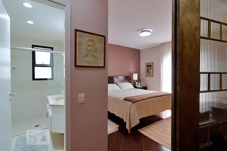 Apartamento para alugar com 240m², 4 quartos e 4 vagas Apartamento para alugar com 240m², 4 quartos e 4 vagasSuíte 1