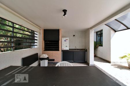 Apartamento para alugar com 240m², 4 quartos e 4 vagas Apartamento para alugar com 240m², 4 quartos e 4 vagasÁrea comum - Churrasqueira