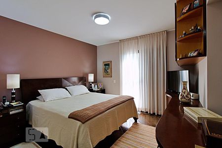 Apartamento para alugar com 240m², 4 quartos e 4 vagas Apartamento para alugar com 240m², 4 quartos e 4 vagasSuíte 1