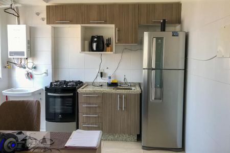 Cozinha de apartamento para alugar com 1 quarto, 35m² em Vila Moraes, São Paulo