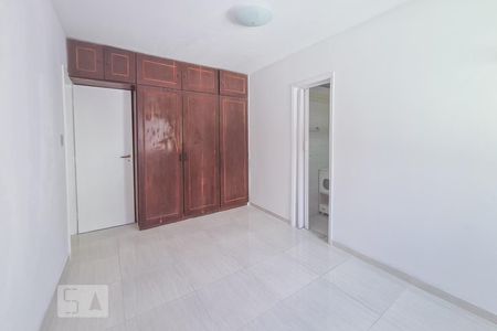 Suíte de apartamento para alugar com 2 quartos, 74m² em Pituba, Salvador