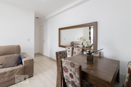 Sala de apartamento para alugar com 2 quartos, 55m² em Vila Paiva, São Paulo