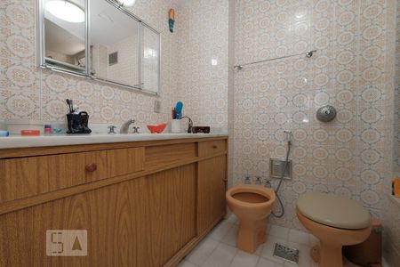 Banheiro Suíte de apartamento à venda com 4 quartos, 140m² em Tijuca, Rio de Janeiro