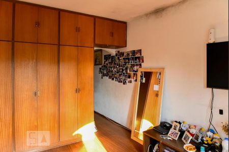 Casa 1 - Suite de casa à venda com 4 quartos, 250m² em Vila Regina ( Zona Leste), São Paulo