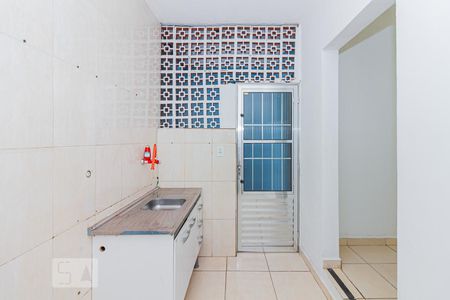 COZINHA de casa para alugar com 1 quarto, 40m² em Jardim Marisa, São Paulo