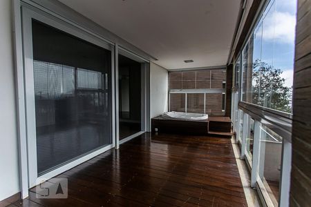 Varanda de apartamento à venda com 3 quartos, 189m² em Cristal, Porto Alegre