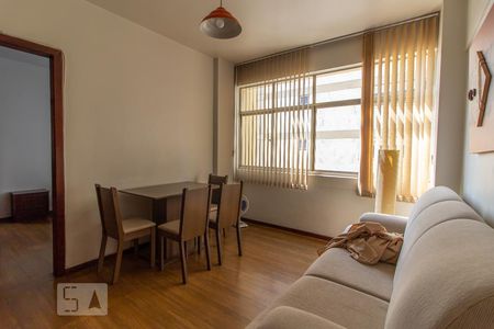 Sala de apartamento para alugar com 1 quarto, 60m² em Lourdes, Belo Horizonte