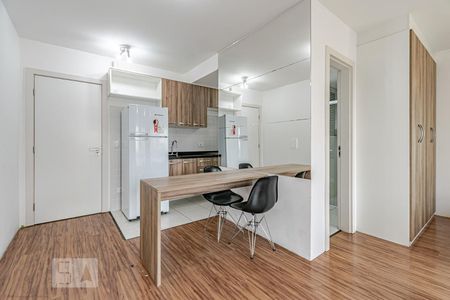 Studio de kitnet/studio para alugar com 1 quarto, 40m² em Centro, Curitiba