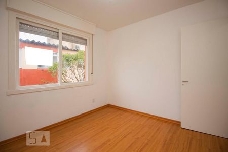 Quarto de apartamento à venda com 1 quarto, 43m² em Jardim do Salso, Porto Alegre