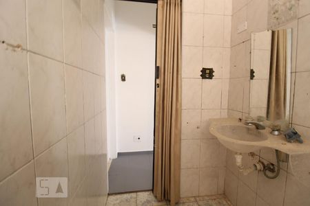 Banheiro suíte 1 de casa para alugar com 1 quarto, 40m² em Casa Branca, Santo André