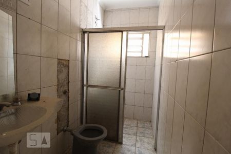 Banheiro suíte 1 de casa para alugar com 1 quarto, 40m² em Casa Branca, Santo André