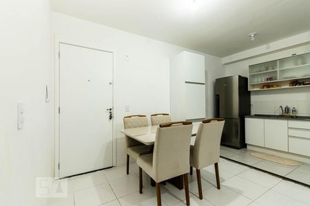 Sala  de apartamento para alugar com 2 quartos, 42m² em Vila Nhocuné, São Paulo