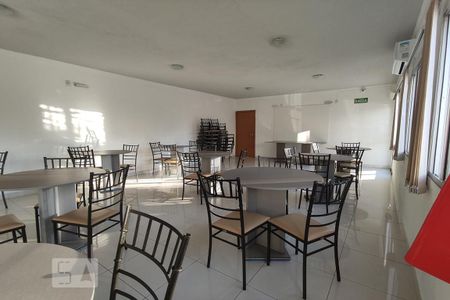Apartamento à venda com 42m², 2 quartos e 1 vaga Apartamento à venda com 42m², 2 quartos e 1 vagaSalão de festas