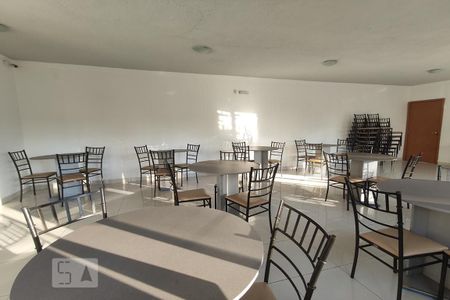 Apartamento à venda com 42m², 2 quartos e 1 vaga Apartamento à venda com 42m², 2 quartos e 1 vagaSalão de festas