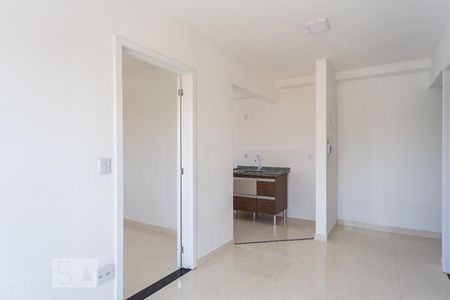 Sala de apartamento para alugar com 2 quartos, 45m² em Jardim Roberto, Osasco