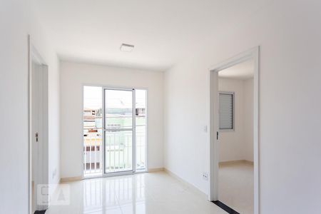 Sala de apartamento para alugar com 2 quartos, 45m² em Jardim Roberto, Osasco