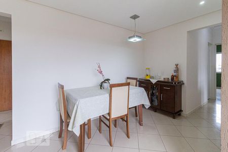 Sala de apartamento para alugar com 3 quartos, 68m² em São Pedro, Osasco