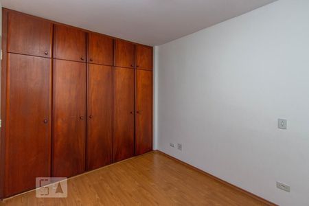 Quarto 1  de apartamento para alugar com 2 quartos, 70m² em Vila Andrade, São Paulo