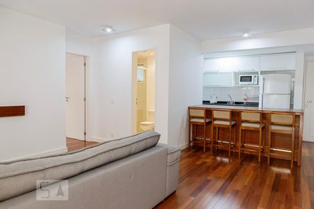 Sala de apartamento à venda com 1 quarto, 70m² em Vila Madalena, São Paulo