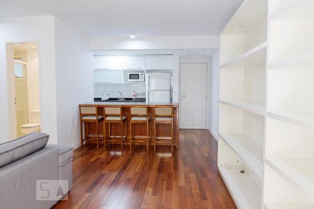 Sala de apartamento à venda com 1 quarto, 70m² em Vila Madalena, São Paulo