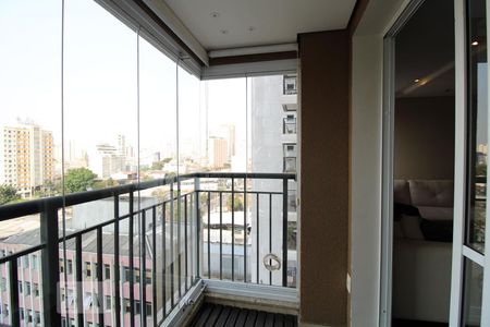 Sacada da sala de apartamento para alugar com 1 quarto, 52m² em Barra Funda, São Paulo