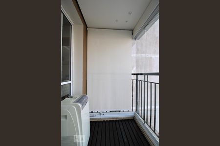 Sacada da sala de apartamento para alugar com 1 quarto, 52m² em Barra Funda, São Paulo