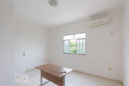 Quarto 1 de apartamento à venda com 3 quartos, 212m² em Curicica, Rio de Janeiro
