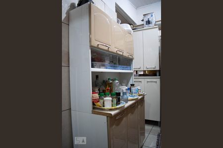 Cozinha de apartamento à venda com 3 quartos, 99m² em Santana, Porto Alegre