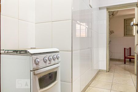 Cozinha de kitnet/studio para alugar com 1 quarto, 25m² em Cidade Universitária, Campinas