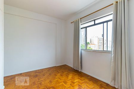 Quarto de kitnet/studio para alugar com 1 quarto, 38m² em Centro, Campinas