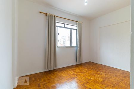 Quarto de kitnet/studio para alugar com 1 quarto, 38m² em Centro, Campinas